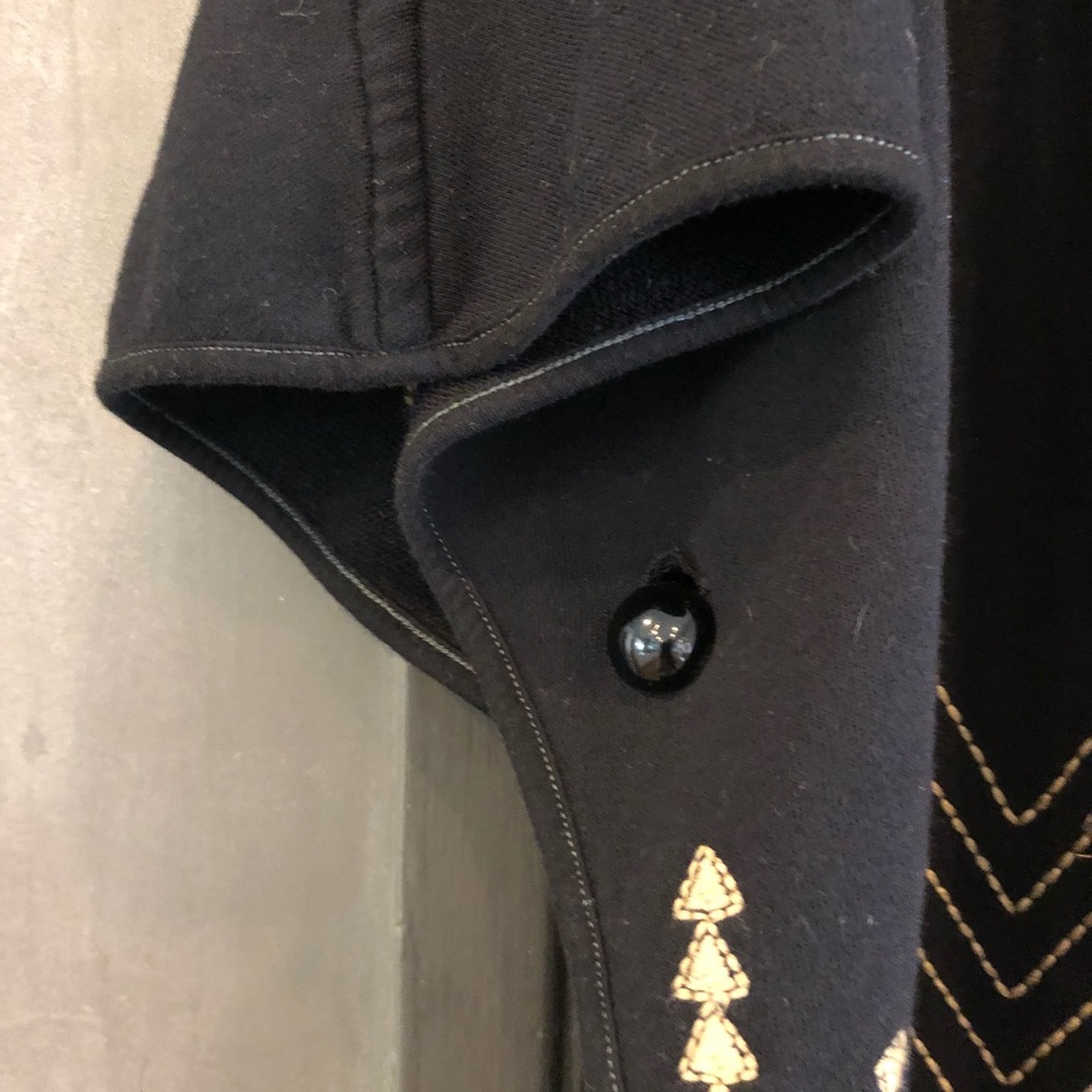 Johnny Was embroidered jacket/ shawl size small!!! - Picture 2 of 7